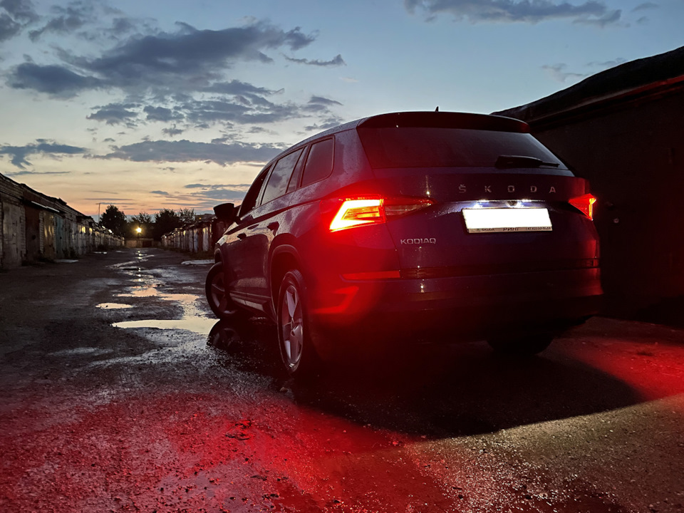 Замена резинок щёток стеклоочистителя — Skoda Kodiaq (1G), 1,4 л, 2021 ...