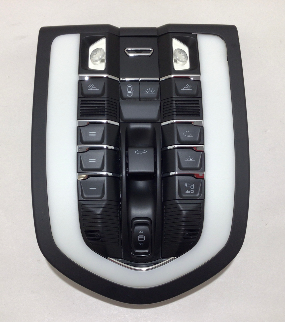 Кнопка открытия ворот. — Porsche Cayenne (2G) 958, 3 л, 2012 года ...