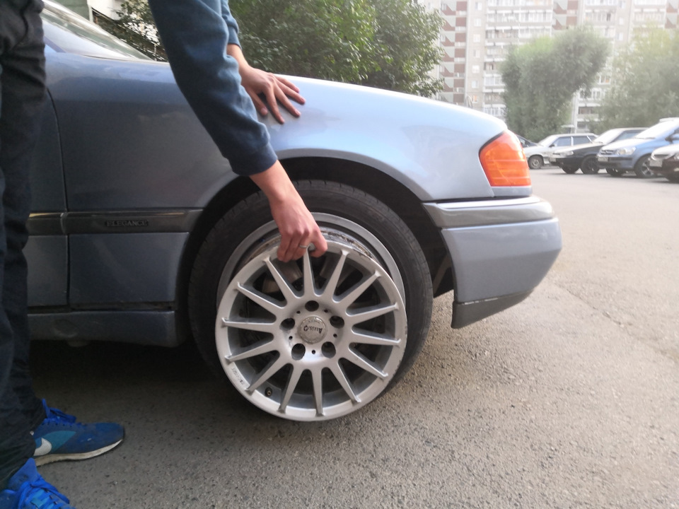 Замена ламп ближнего света — Hyundai ix35, 2 л, 2012 года | электроника ...