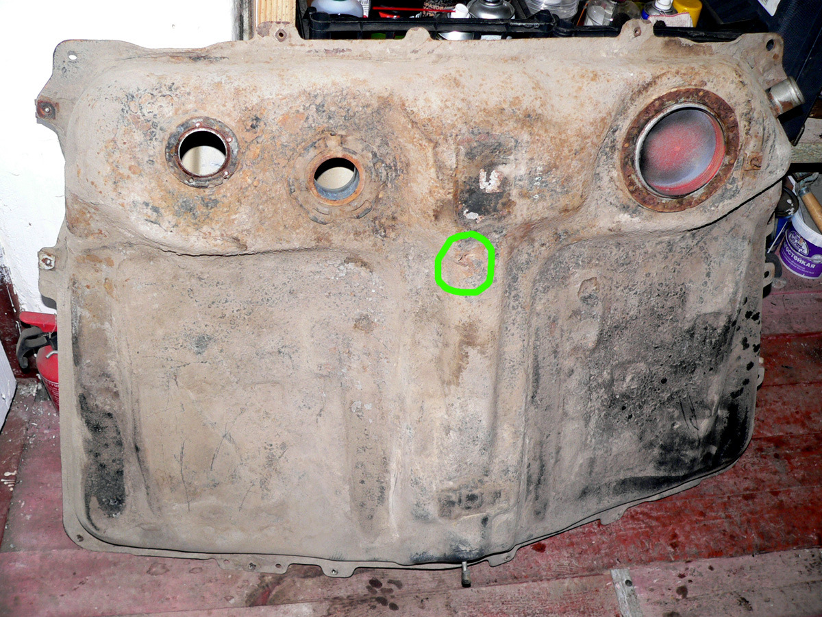 Бак рав 4 2013. Бак рав 4 2013. Fuel tank rav 4 2021. Пластиковый топливный бак toyota rav4 xa30. Топливный бак рав 4.