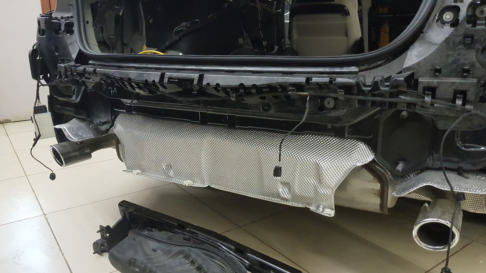 Установка фаркопа BMW и поезда с двухосным прицепом в Воронеж — BMW 5 ...