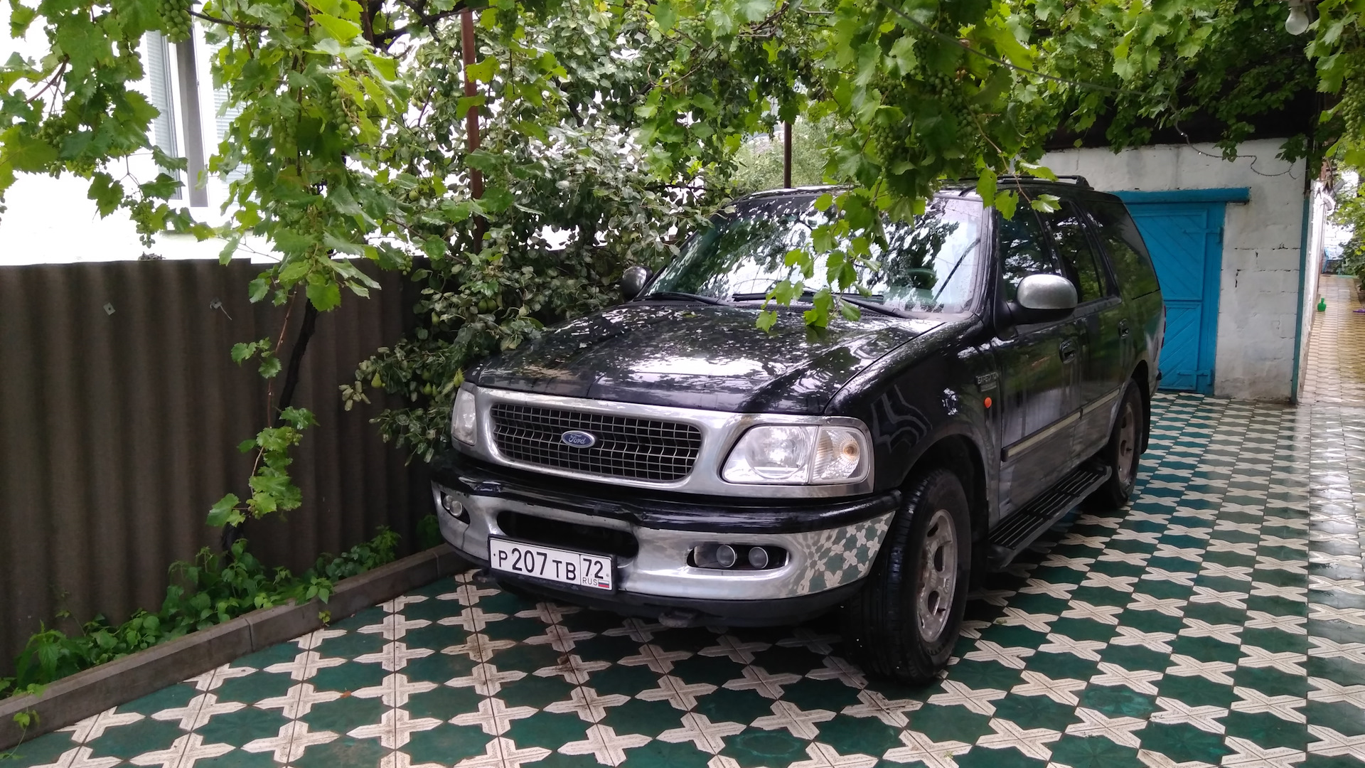 Ford Expedition (1G) 5.4 бензиновый 1998 | XLT на DRIVE2