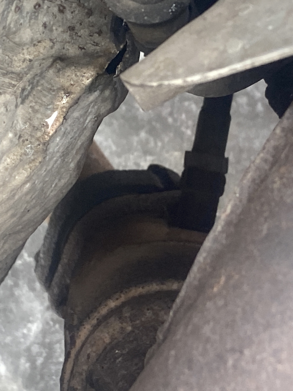 Воняет в салоне выхлопом ))) — Mercedes-Benz C-class Estate (S203), 1,8 ...