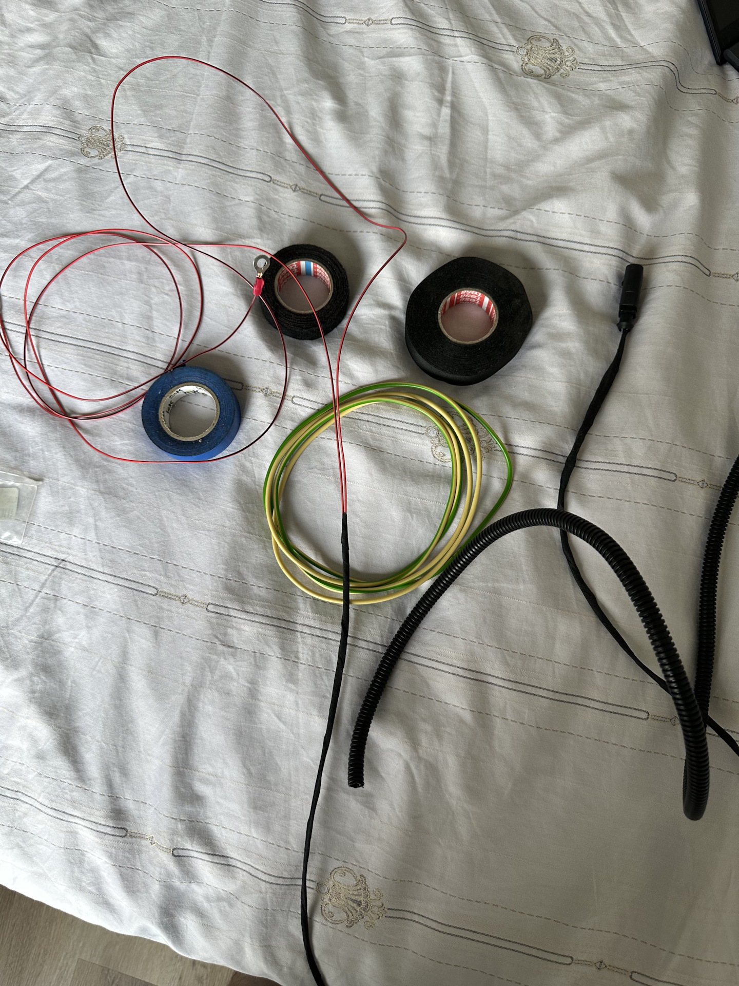 Установка датчика износа колодок на Polo Liftback — Volkswagen Polo ...