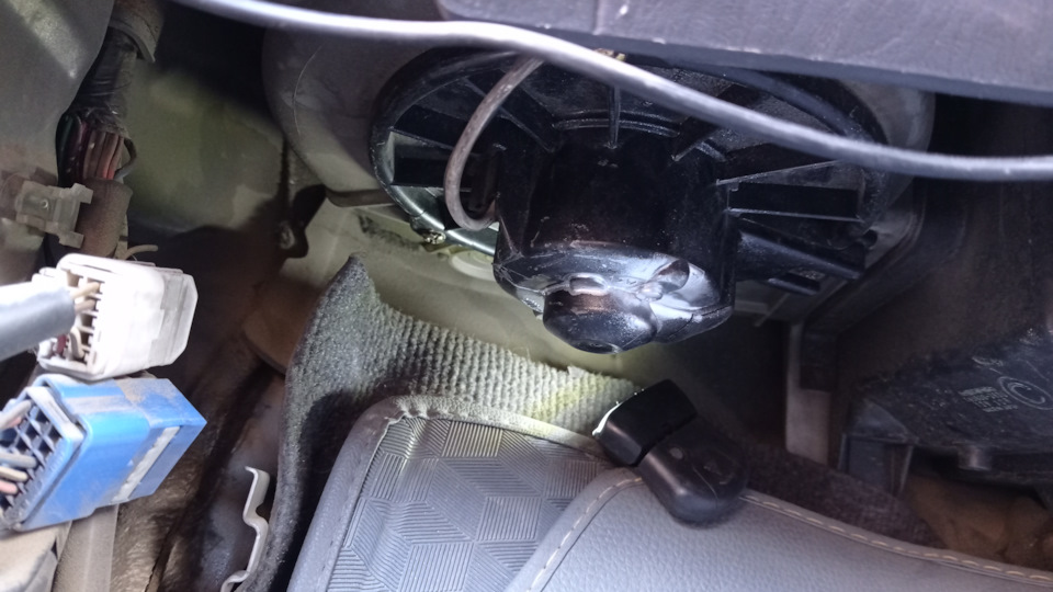 Замена моторчика печки, обновил запаску для летнего комплекта колес ...