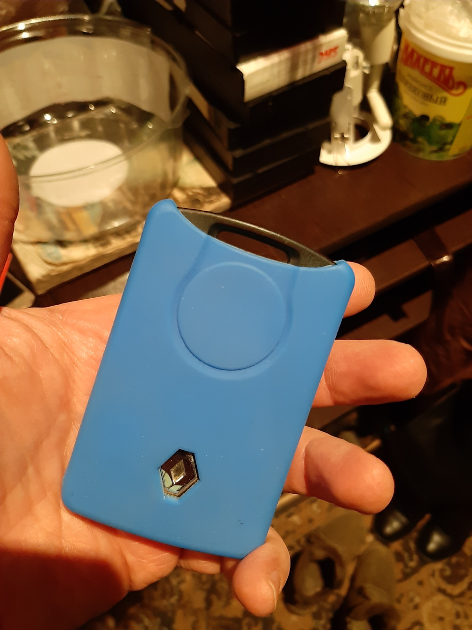 В пульте батарейка cr2032 — Renault Laguna III, 1,5 л, 2008 года ...