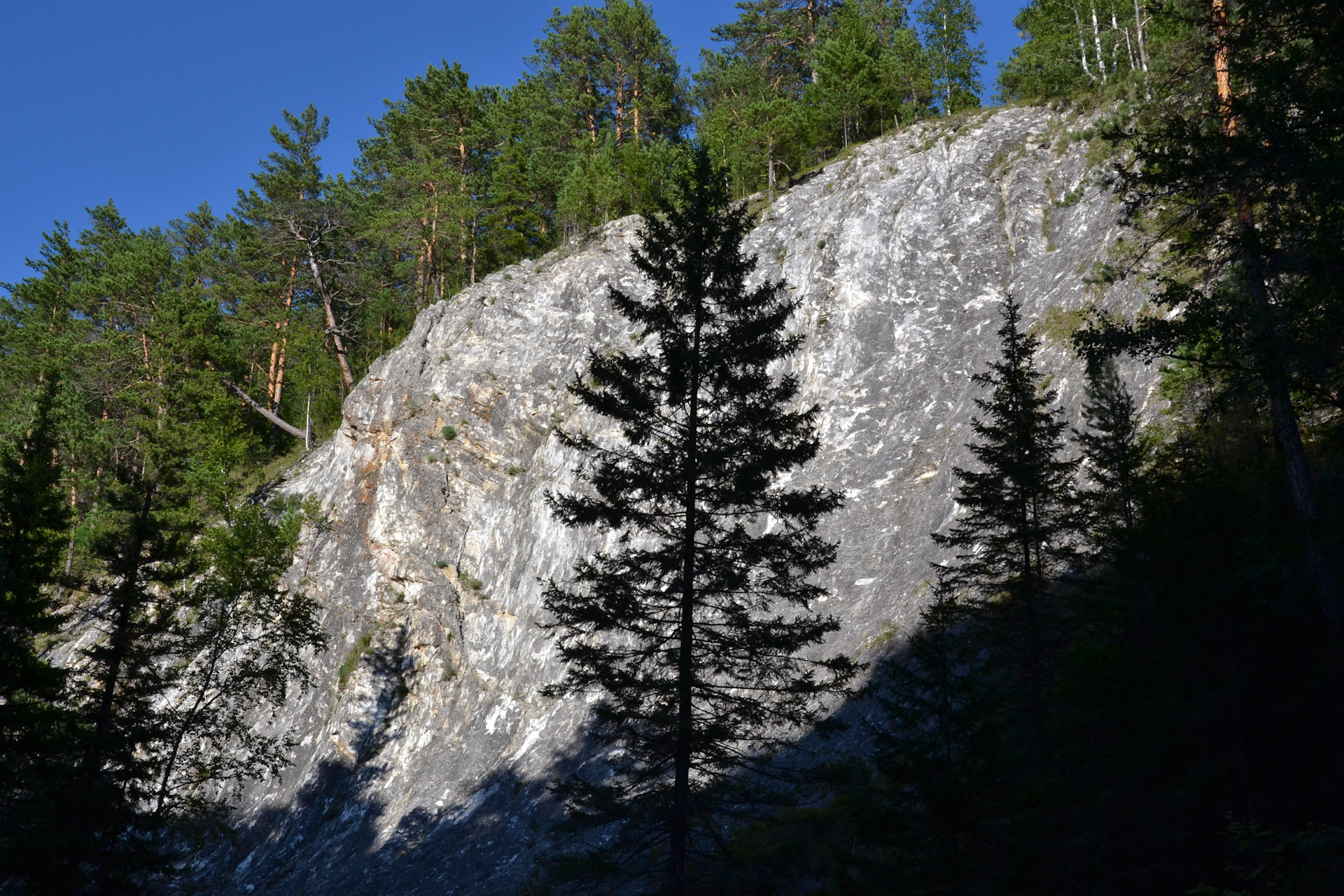 Работа салаир кемеровская область. Фото Потсопка в Салаире на Лесном.