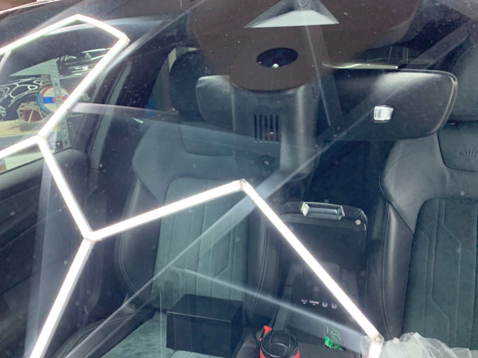 Мультимедиа для задних пассажиров + регистратор — Audi Allroad (C8), 3 ...