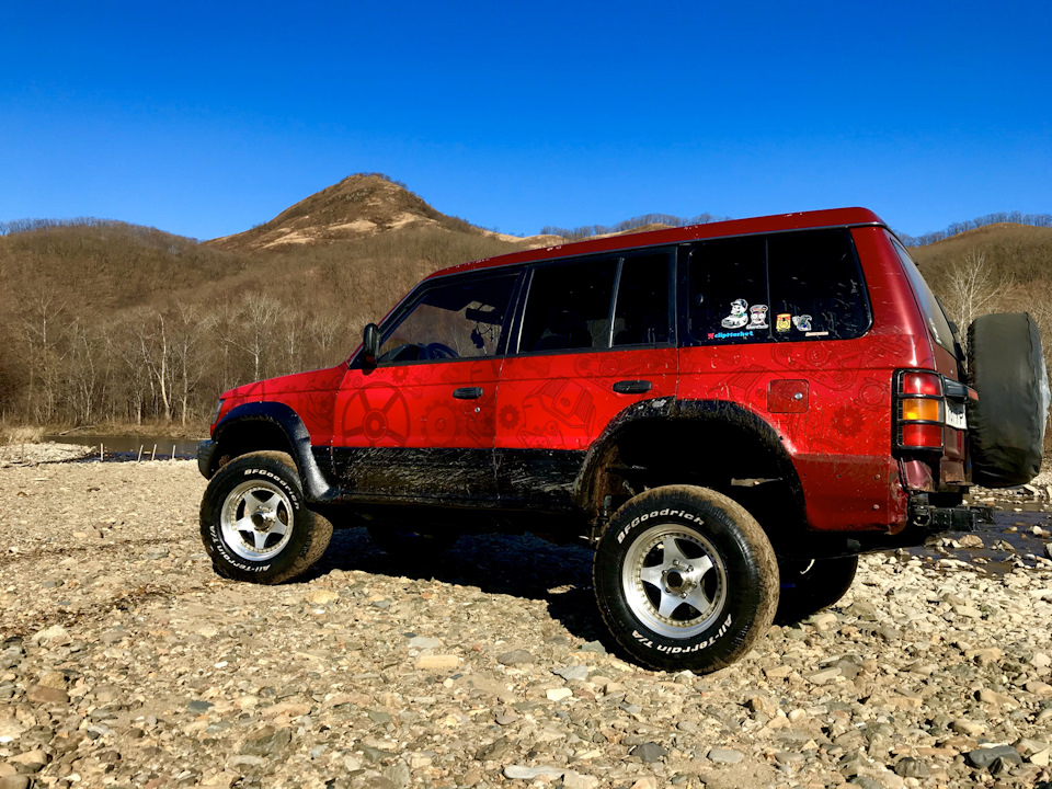 Осень. Рыбалка. Паджеро. — Mitsubishi Pajero (2G), 4 л, 1993 года ...