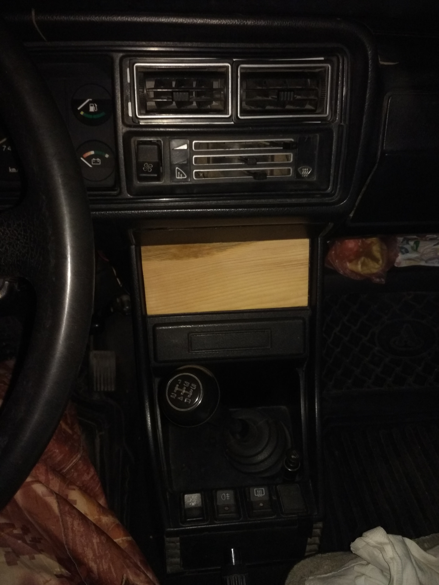 Дерево в салоне ВАЗ 2107. Накладка для часов. Часть 1. — Lada 21074, 1 ...