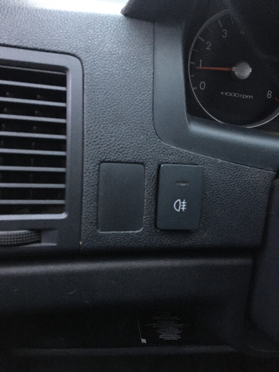Кнопка ПТФ (начало поисков). — Hyundai Getz, 1,4 л, 2006 года ...