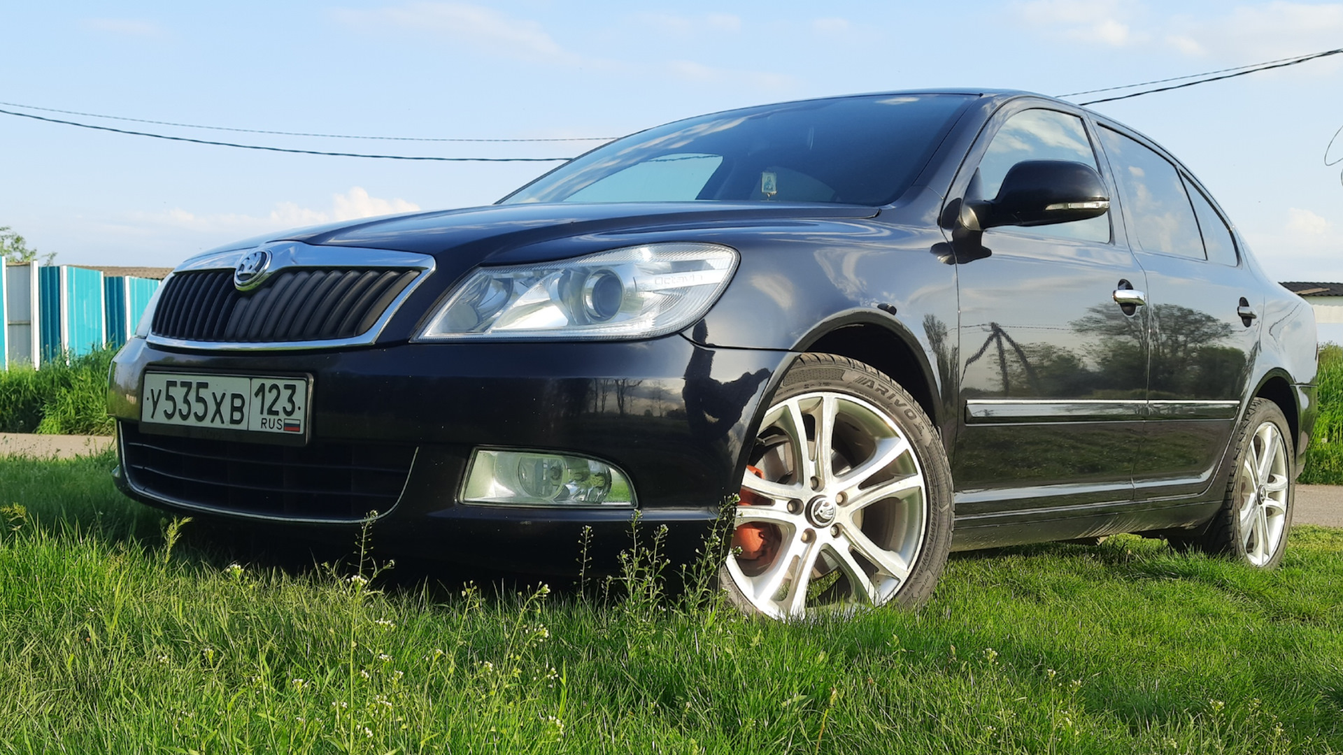 Skoda Octavia A5 Mk2 1.8 бензиновый 2011 | 1.8 TSI DSG Чёрная Фурия на  DRIVE2