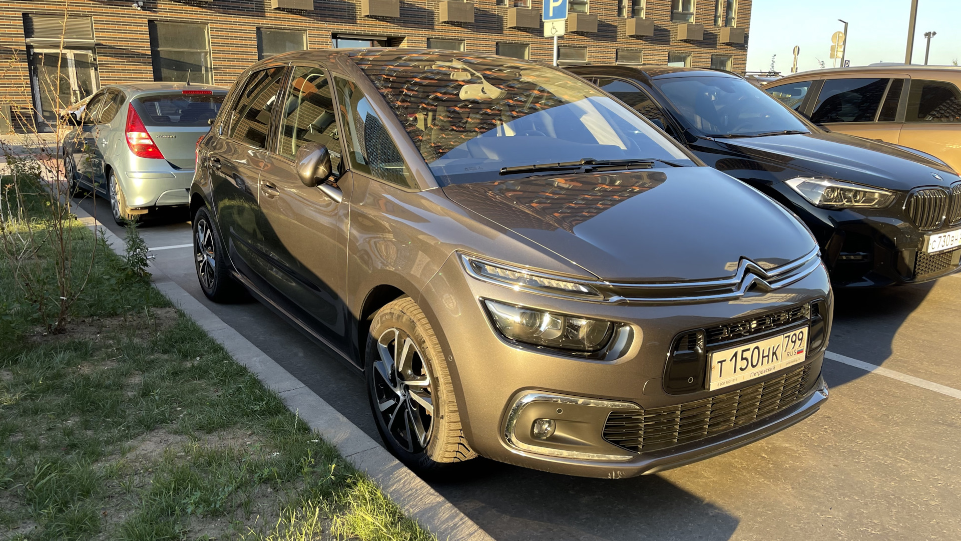 Продажа Citroen C4 Picasso (2G) 2019 (бензин, АКПП) — с историей  обслуживания — DRIVE2.RU