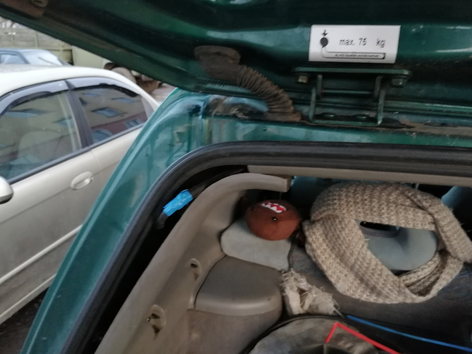 Омывайка на пятую дверь — Subaru Forester (SF), 2 л, 1998 года | своими ...