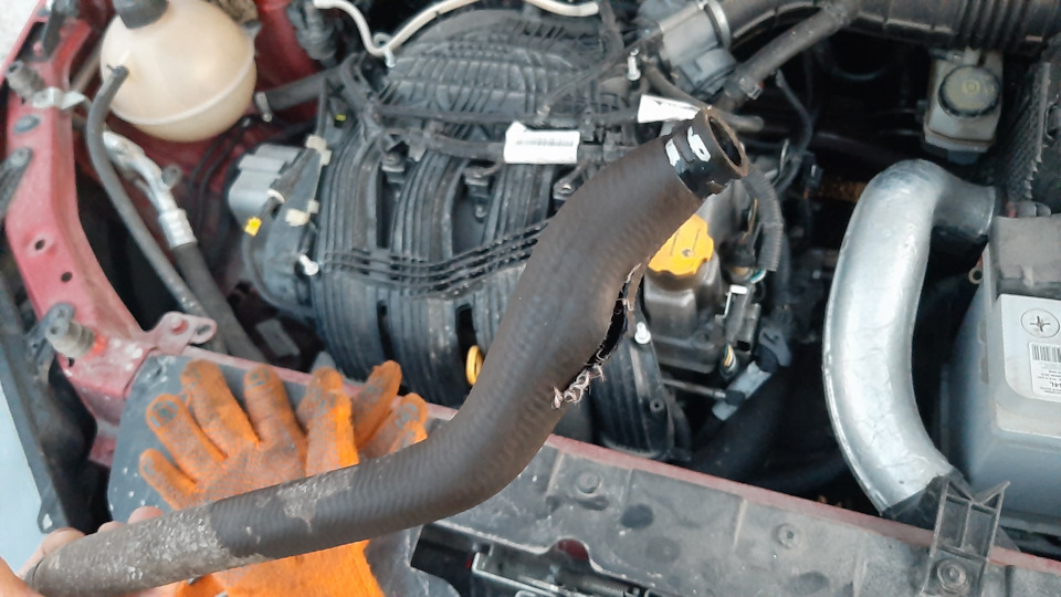 Вот такой разрыв получился — Lada Vesta (1G)