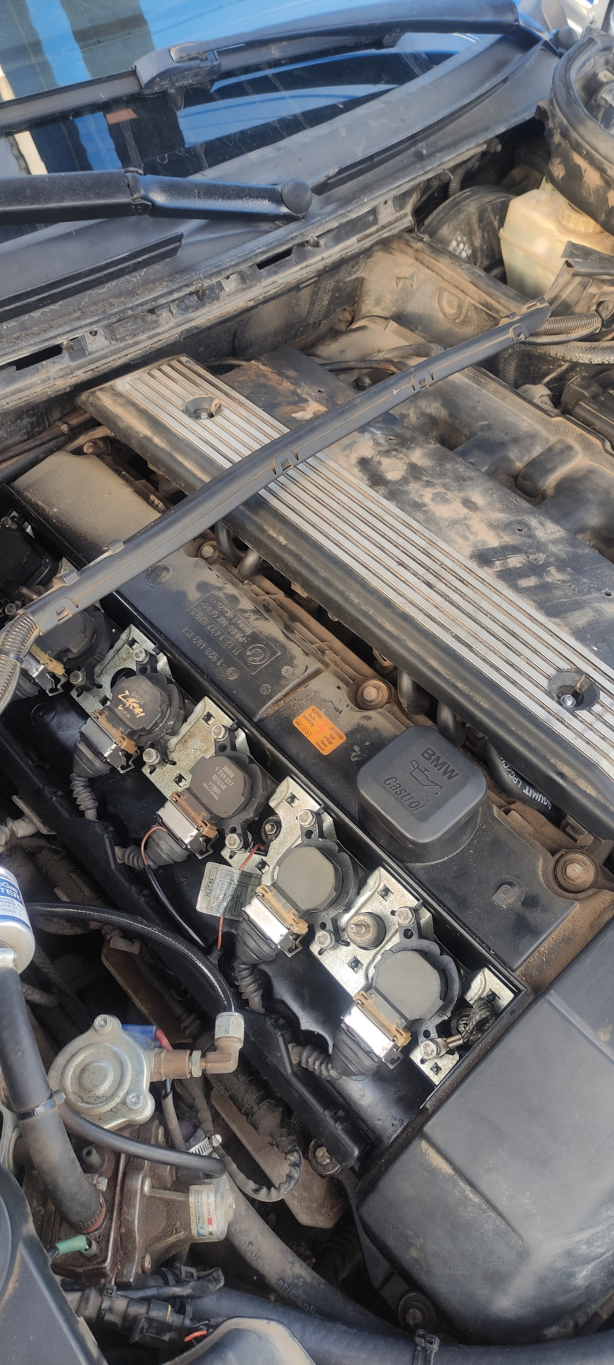 Замена свечей зажигания БМВ 3. 2,5. — BMW 3 series (E46), 2,5 л, 2003 ...