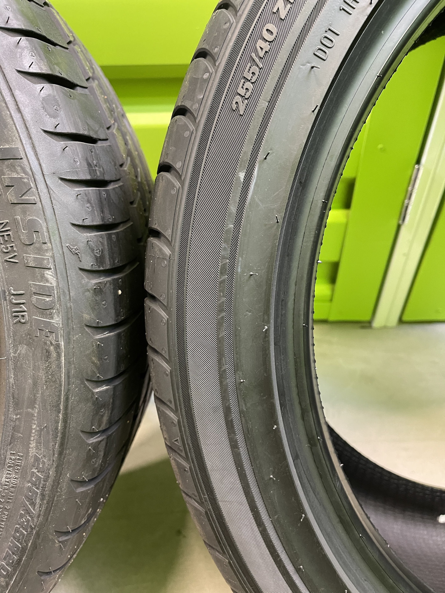 №6 — Новая летняя резина Marshal MU12 255/40 R19 100Y XL — Audi Q3 (1G ...