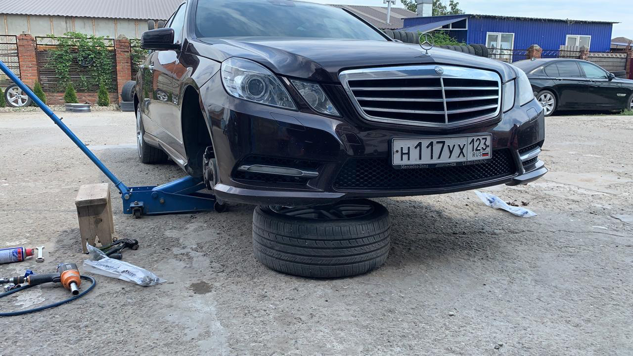 W212 стук в передней подвеске — Mercedes-Benz E-class (W212), 3,5 л, 2012  года | визит на сервис | DRIVE2