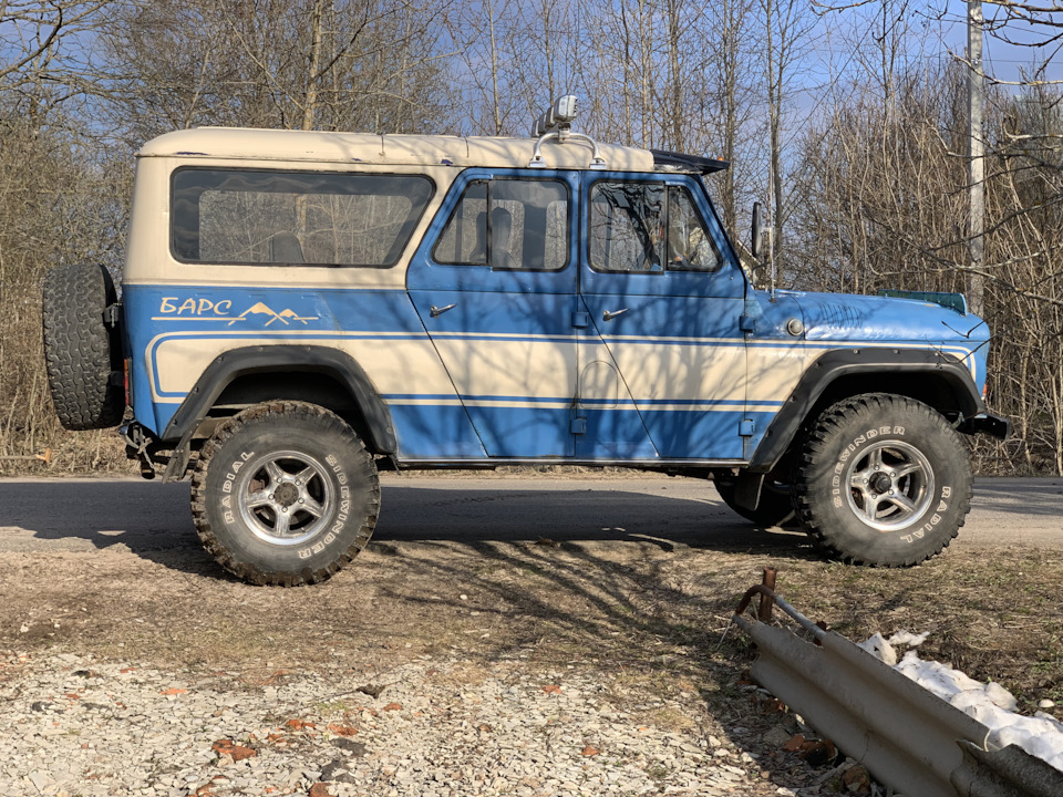 Photo from the logbook UAZ 3153. Found on photo: Q4930
