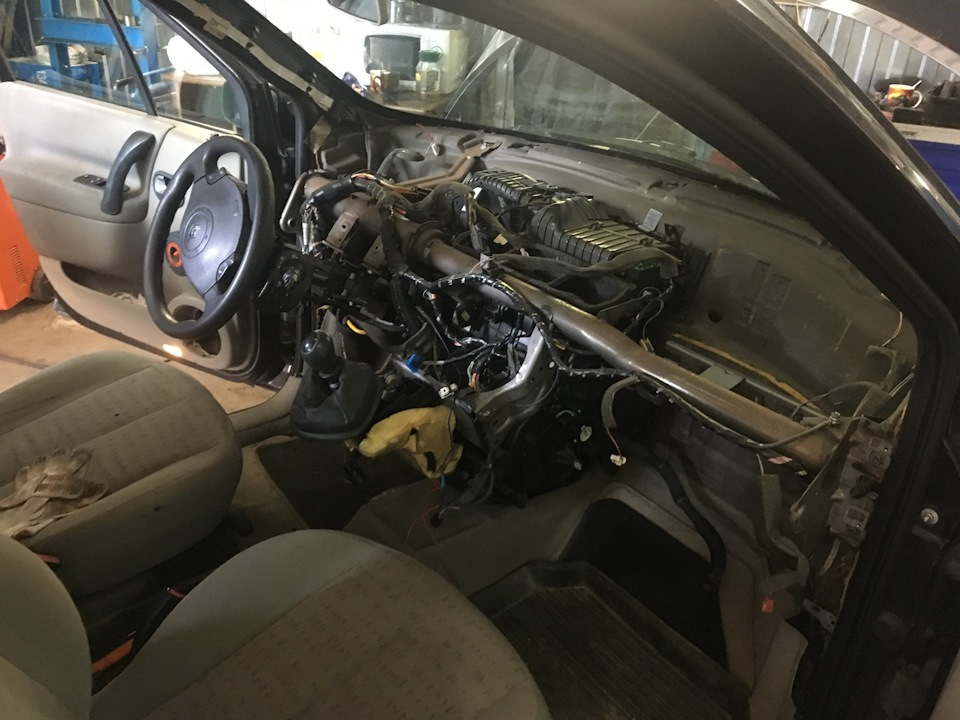 Смотрите как поменять вентилятор печки — DRIVE2