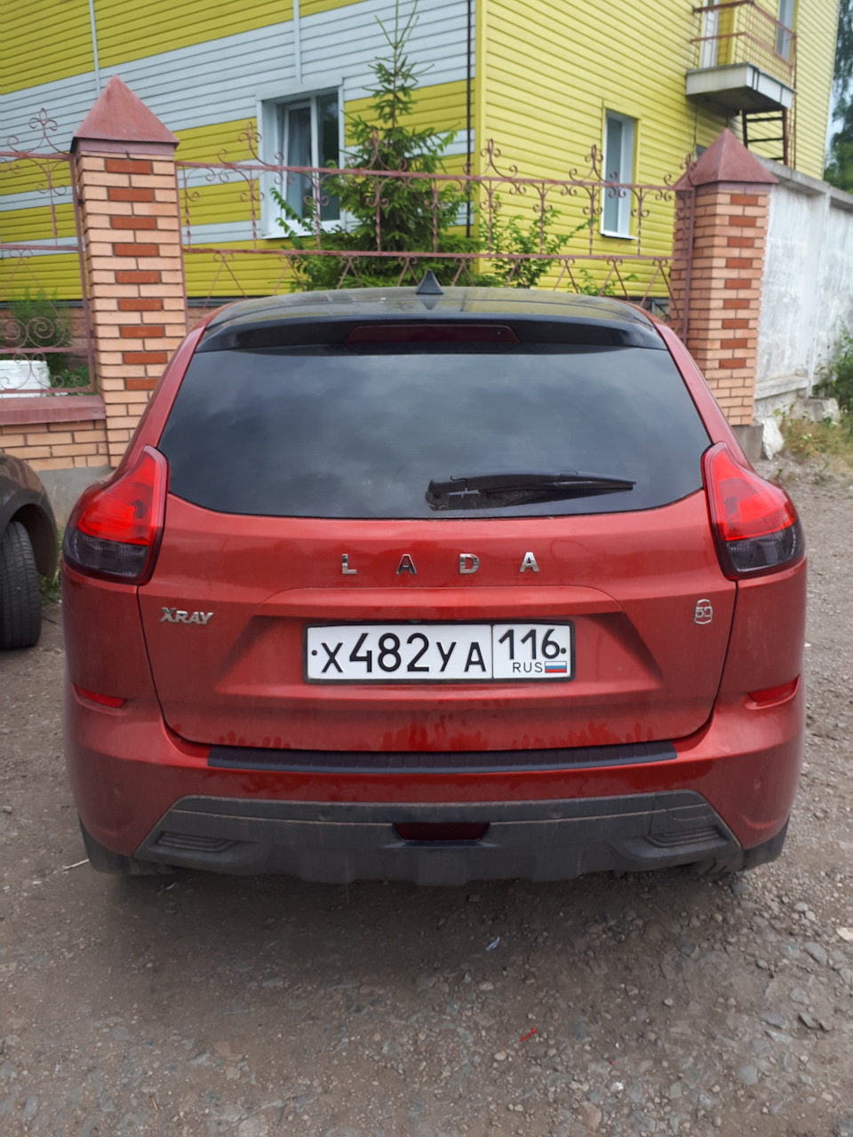 Стоп в черный с крышей — Lada XRAY, 1,6 л, 2016 года | стайлинг | DRIVE2