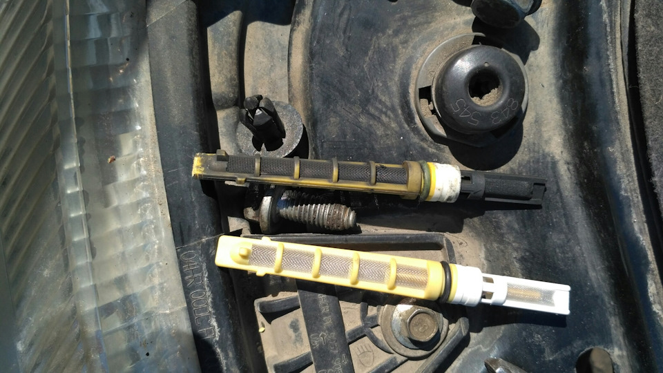 Сетка кондиционера + клапан абсорбера — Renault Laguna II, 1,6 л, 2001 ...