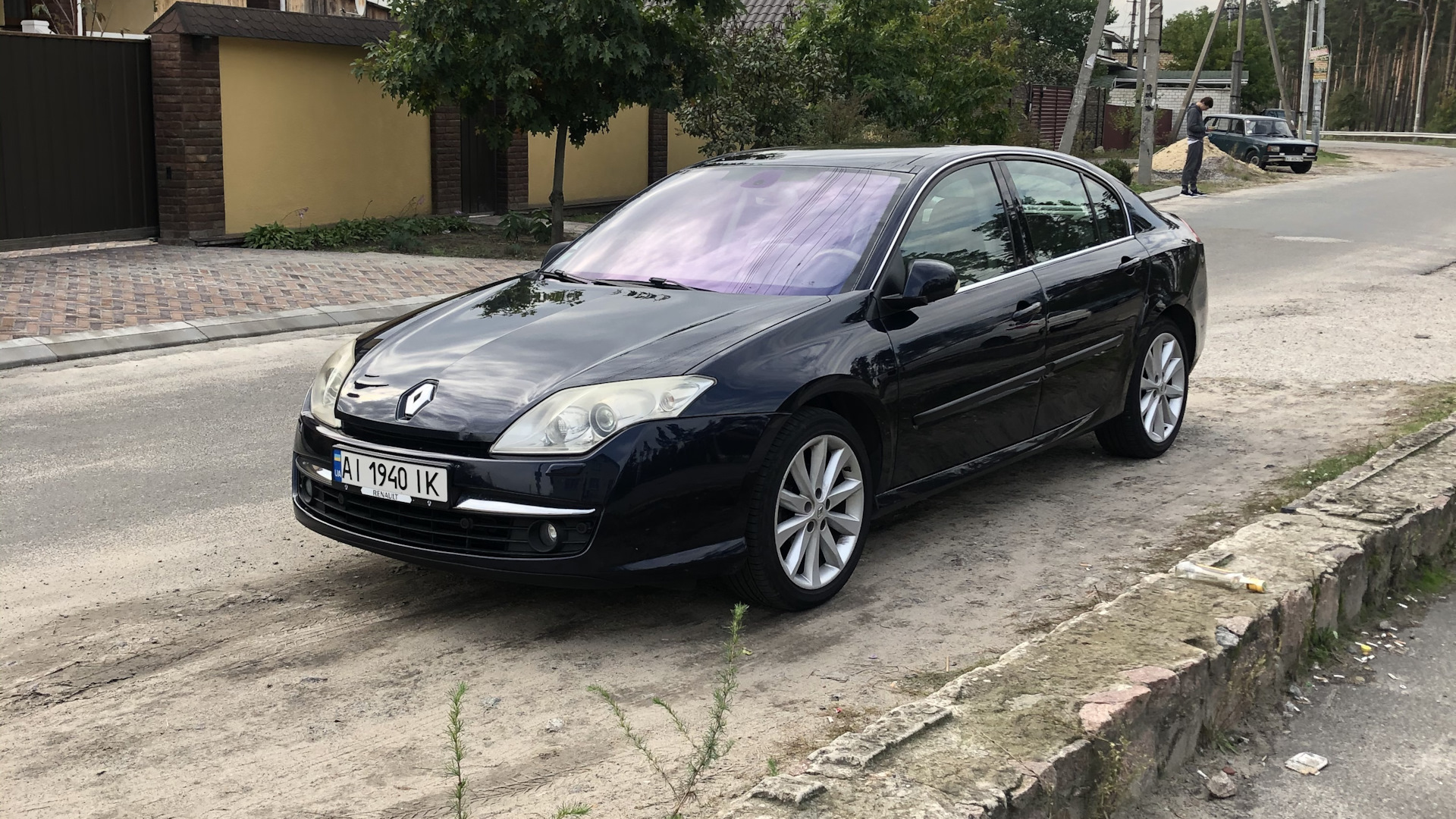 Renault Laguna III 2.0 бензиновый 2008 | Initial Paris на DRIVE2