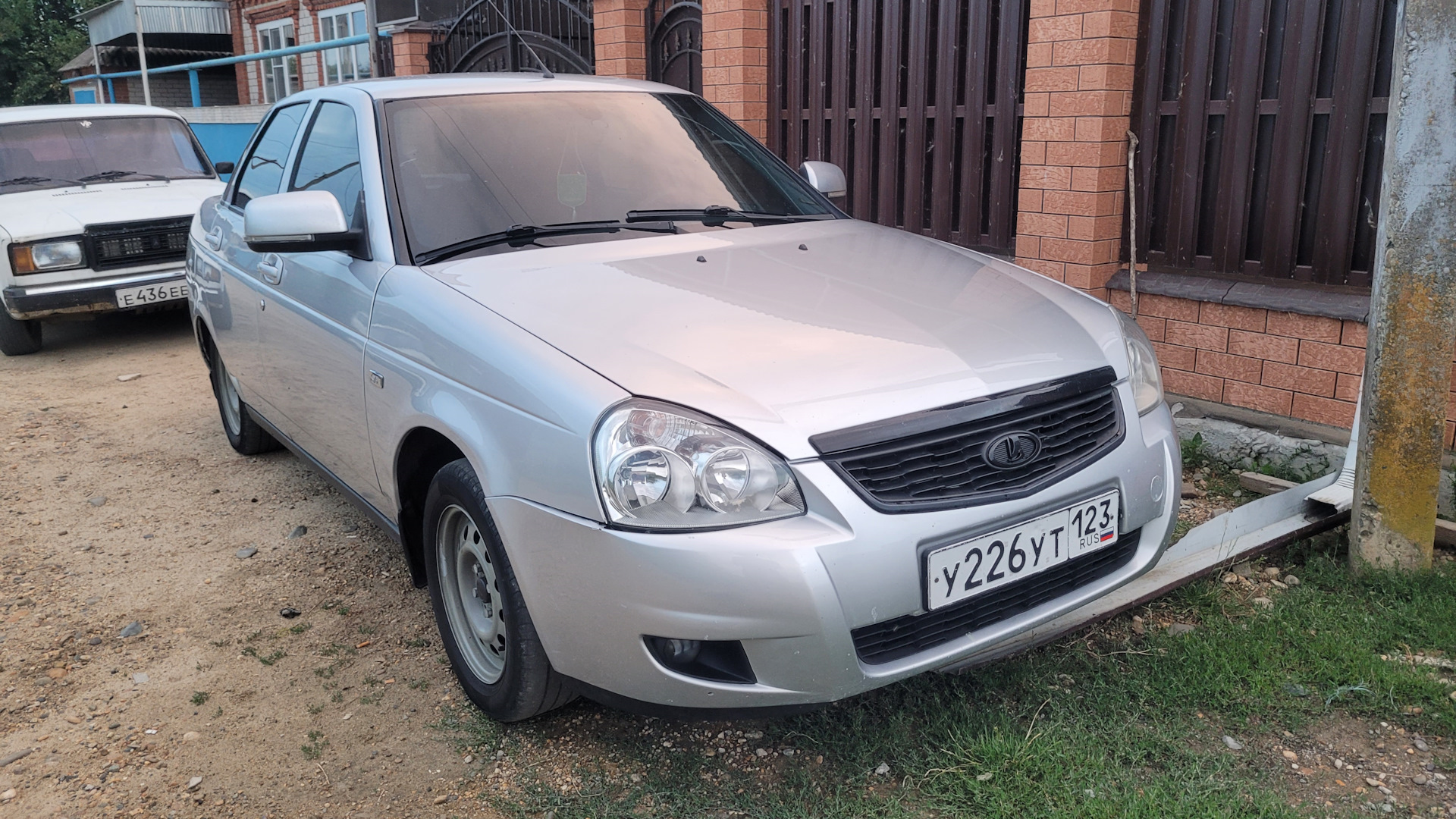 Lada Приора седан 1.6 бензиновый 2013 | на DRIVE2