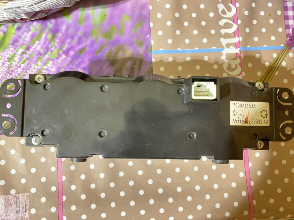 Ремонт крутилки панели климата. — Mitsubishi Outlander XL, 3 л, 2007 ...