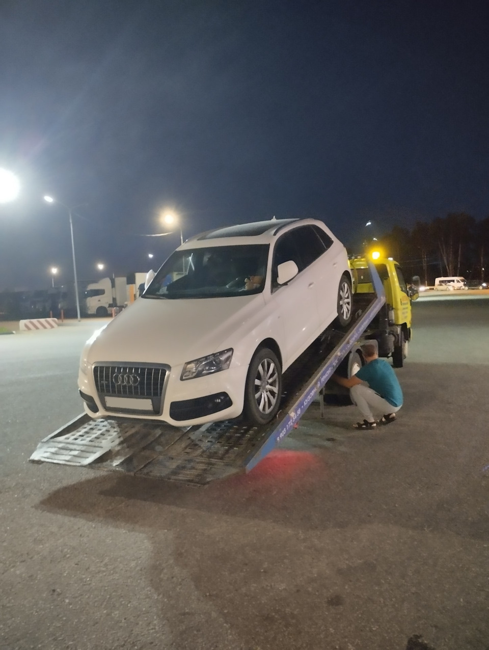 Дней без эвакуатора — 0 :) — Audi Q5 (1G), 2 л, 2010 года | эвакуация |  DRIVE2