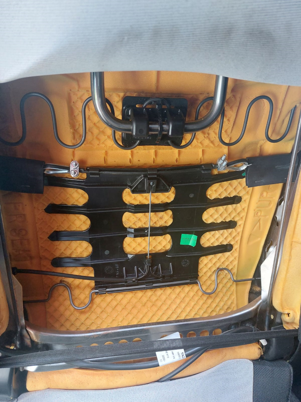 Поясничный подпор водительского сиденья — Nissan Qashqai (1G), 2 л ...