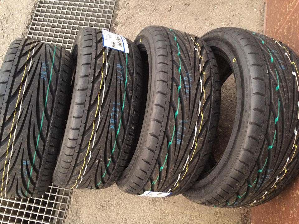 Резина на лето Toyo T1R 225/45 R17 — Hyundai Elantra (5G), 1,8 л, 2012 ...