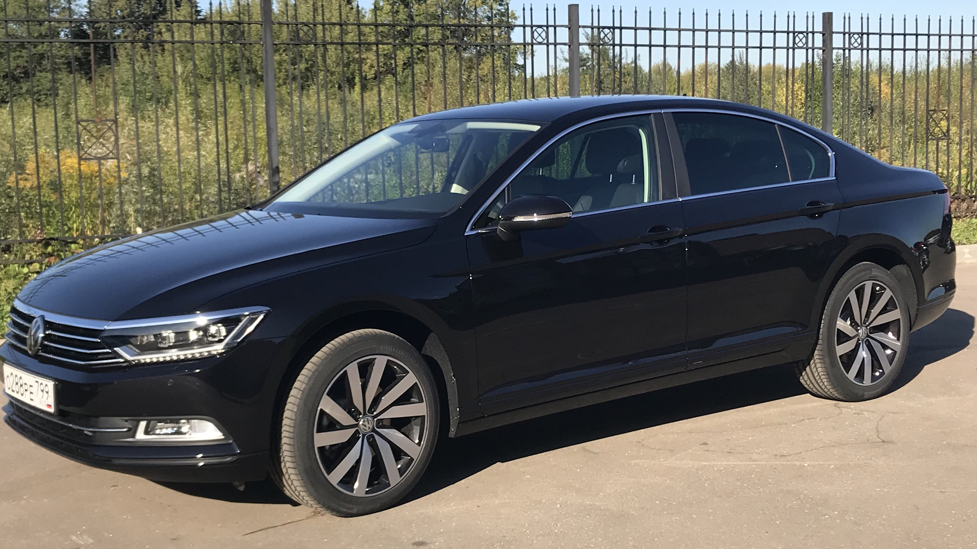 Volkswagen Passat Business Edition: в России от 1.999.000 рублей