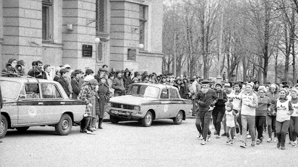 Москвич на красной площади