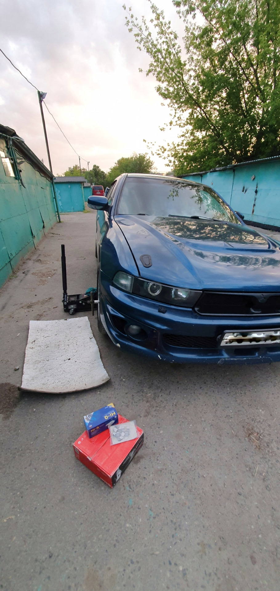 Т.о. передних тормозов — Mitsubishi Galant (8G), 2 л, 1998 года ...