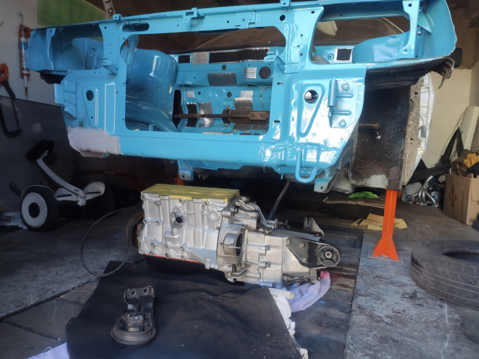 Как установить двигатель с коробкой в 2108 без ямы, троса, лебёдки ...