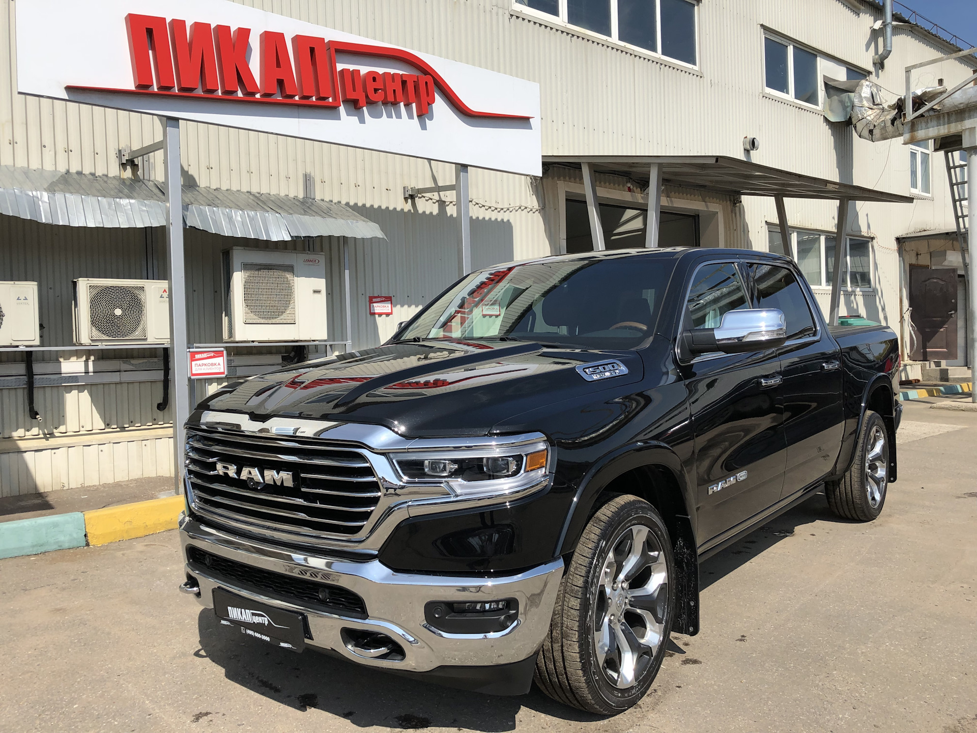 Новый Dodge Ram 1500 LongHorn совершенно уникальный автомобиль — DRIVE2