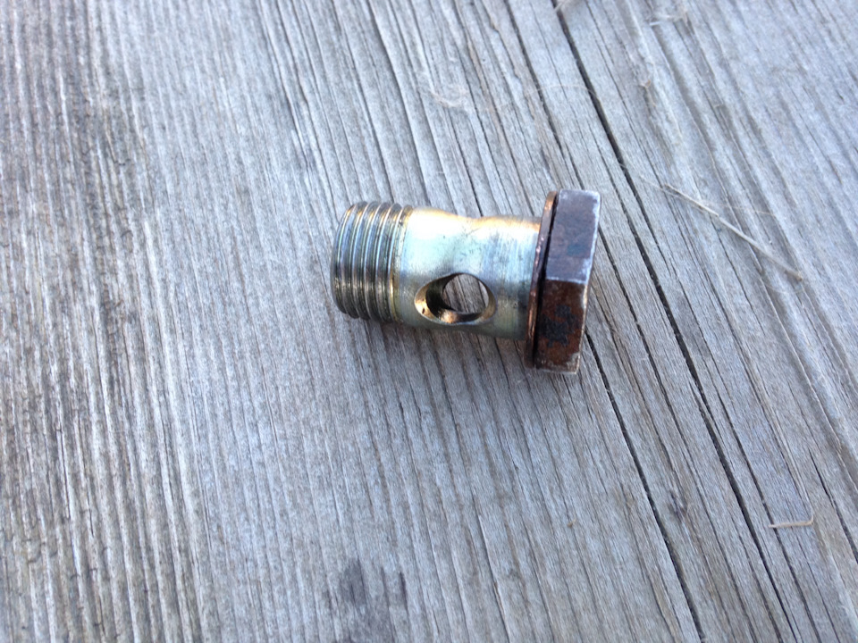 Замена болта пустотелого ГУРа Golf 3 GTI — Volkswagen Golf GTI Mk3, 2 л ...