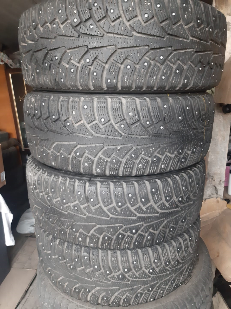 Дошипока (перешиповка) шин — Volkswagen Jetta VI, 1,4 л, 2014 года ...