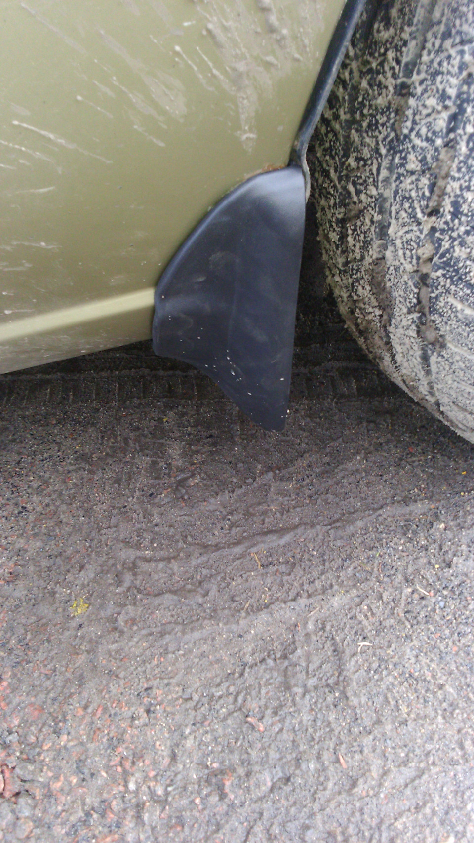 Правый STDW26016B1 — Daewoo Nexia (2G). Запчасти на фото: STDW26016B1