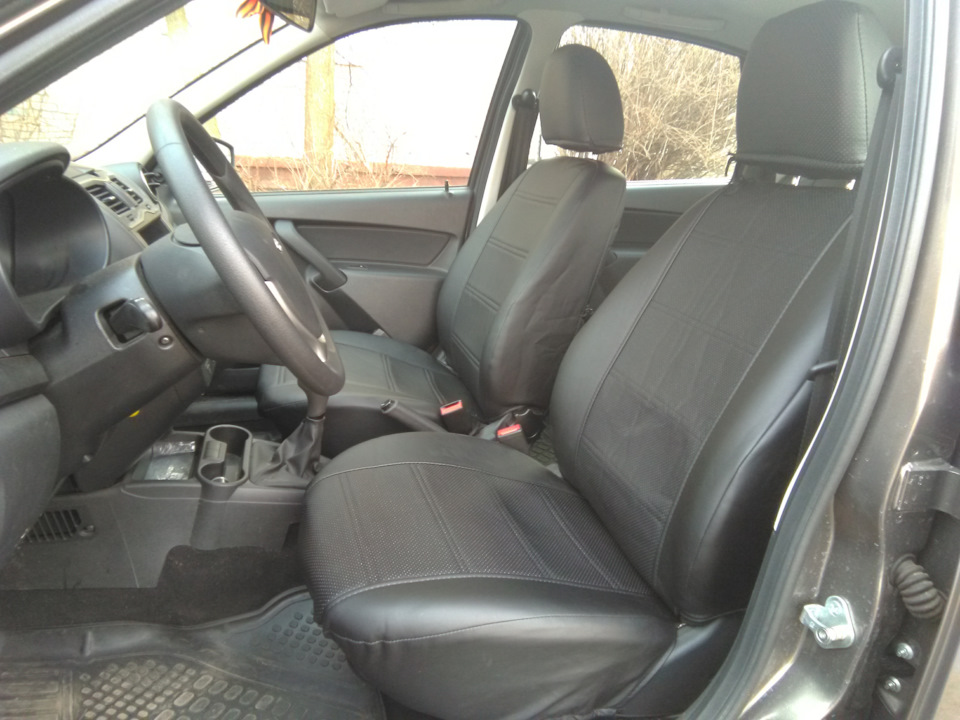 Запотела фара:( — Toyota E120, 1,8 л., 2000 года | поломка | DRIVE2