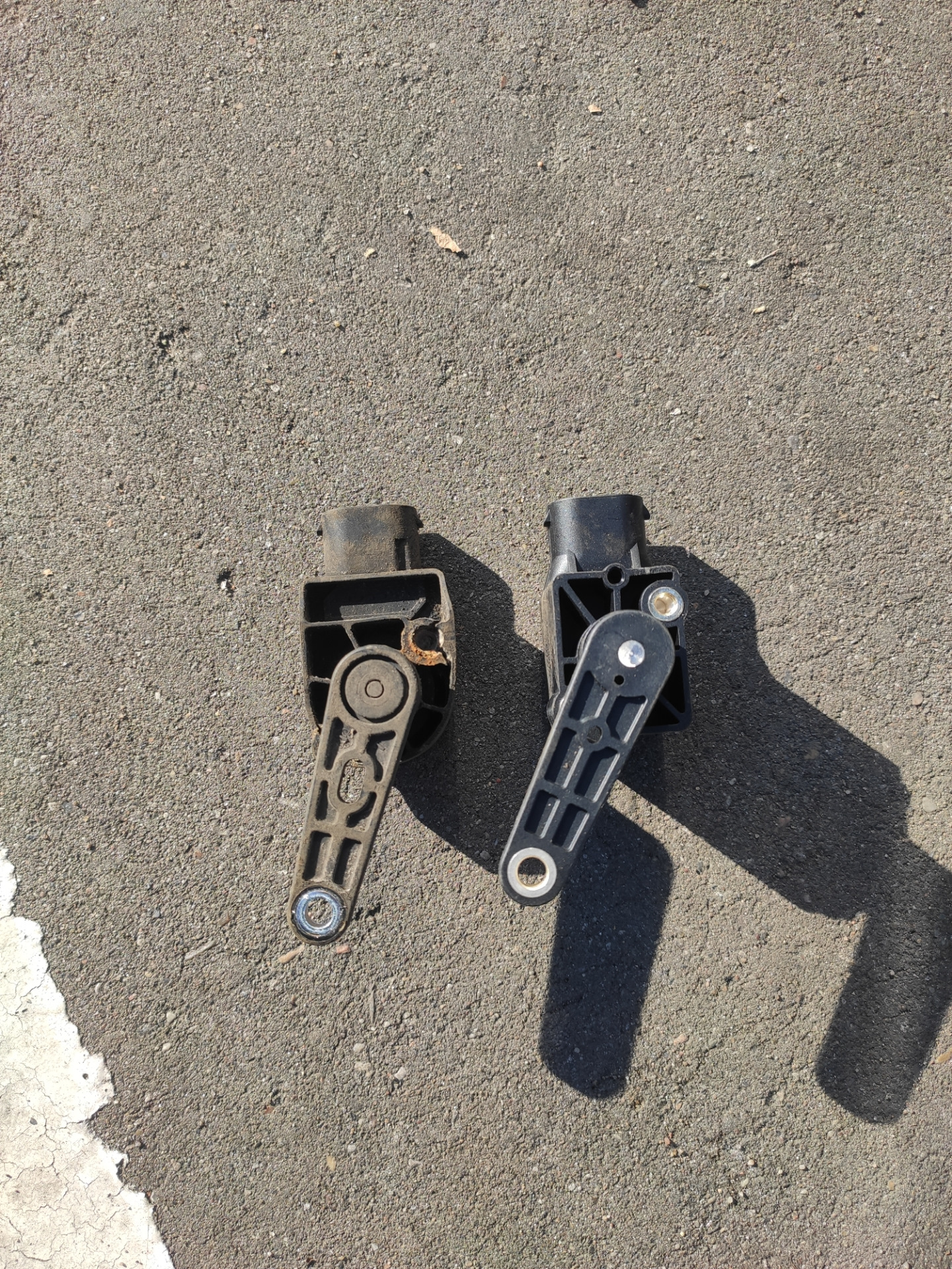 датчик дорожного просвета focus 2. датчик уровня кузова ford focus 2. датчик уровня кузова форд мондео 4. датчик положения кузова ford focus 3. датчик кузова форд мондео 4 рестайлинг.