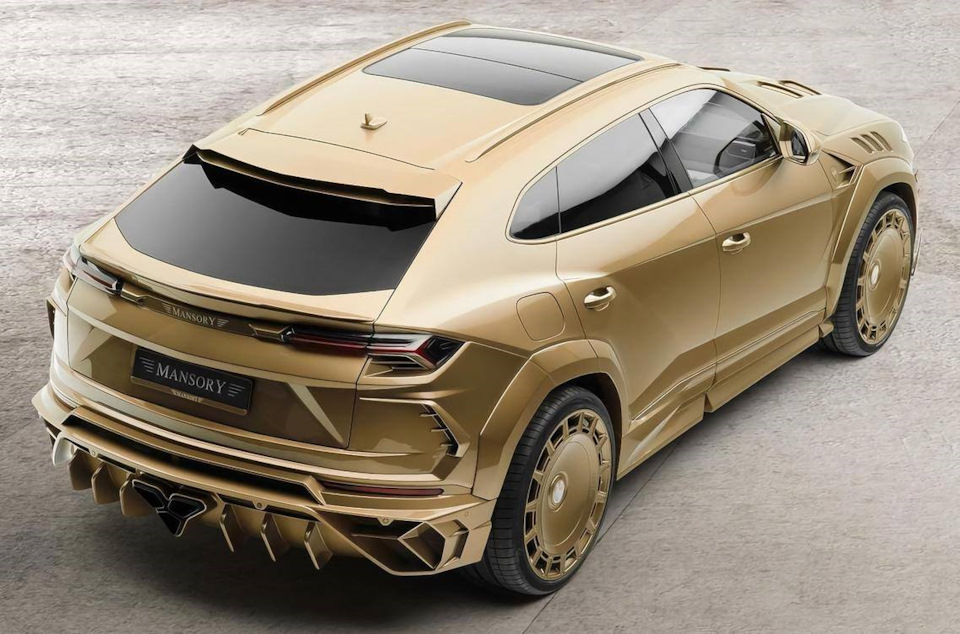 Lamborghini Urus фиолетовый салон