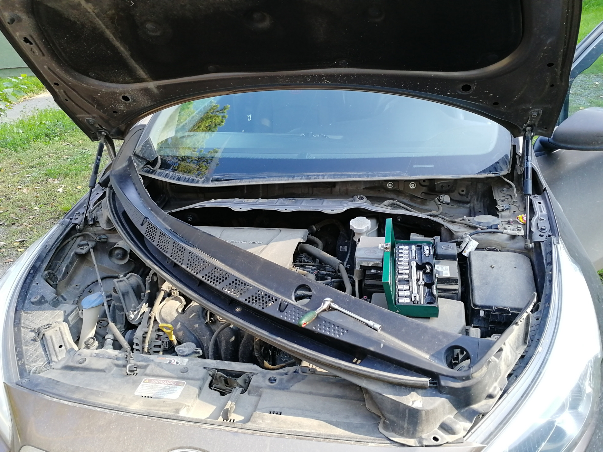 Кия сид как снять дворники Ревизия трапеции и замена дворников. - KIA Ceed (2G), 1,6 л, 2015 года своими ру