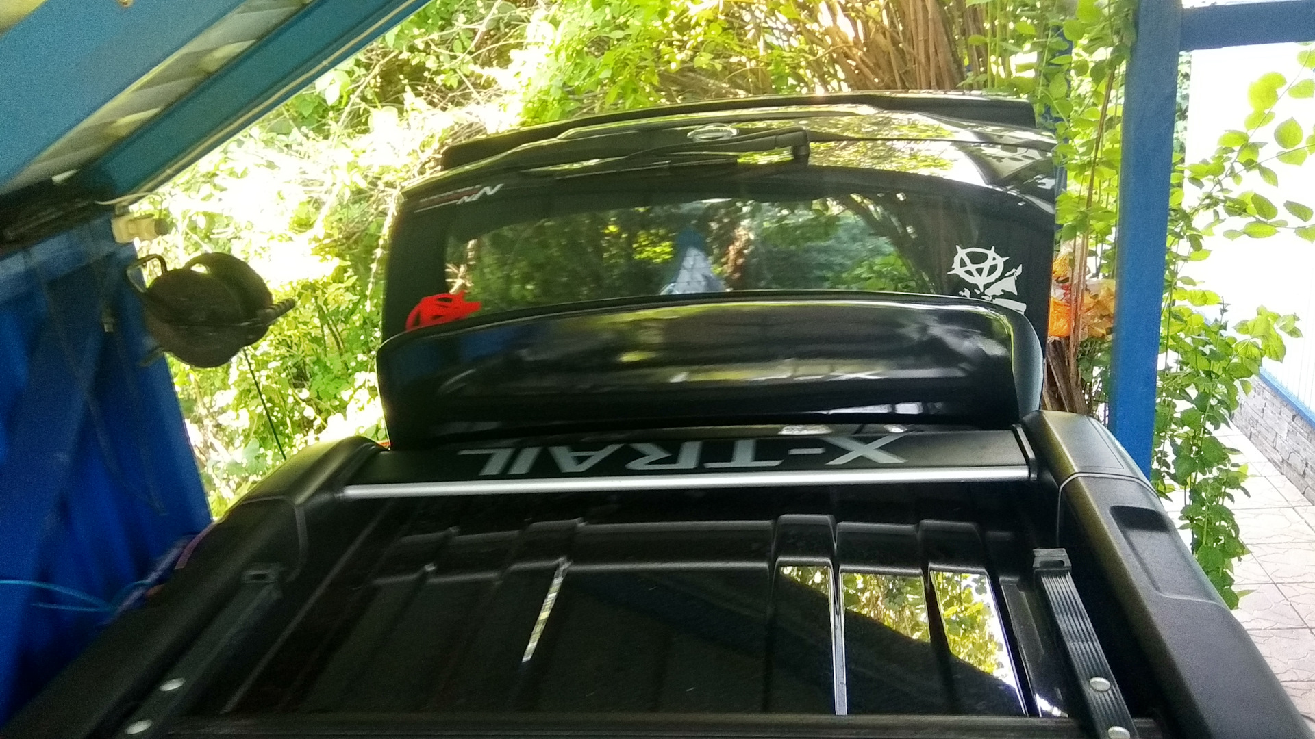 Наклейка на спойлер — Nissan X-Trail II (t31), 2 л, 2012 года | просто ...