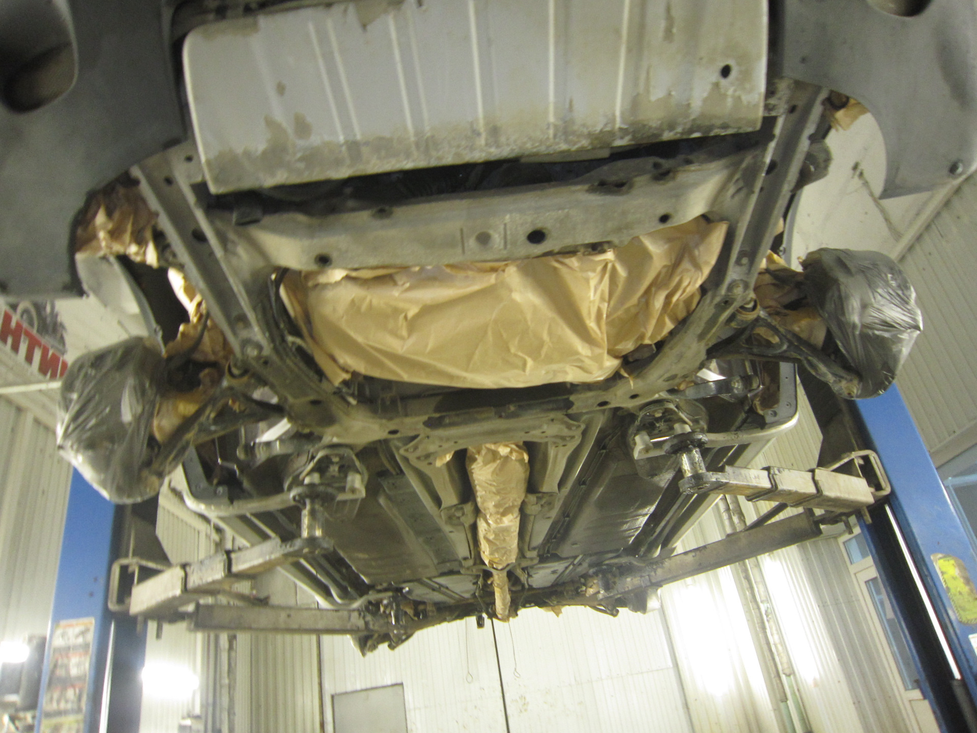 днище volvo s40. Volvo xc90 снизу. днище вольво. днище вольво. вольво s80 днище.