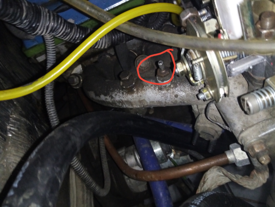 Как должны соединяться шланги карбюратора на 406 двигателе ? — ГАЗ ...