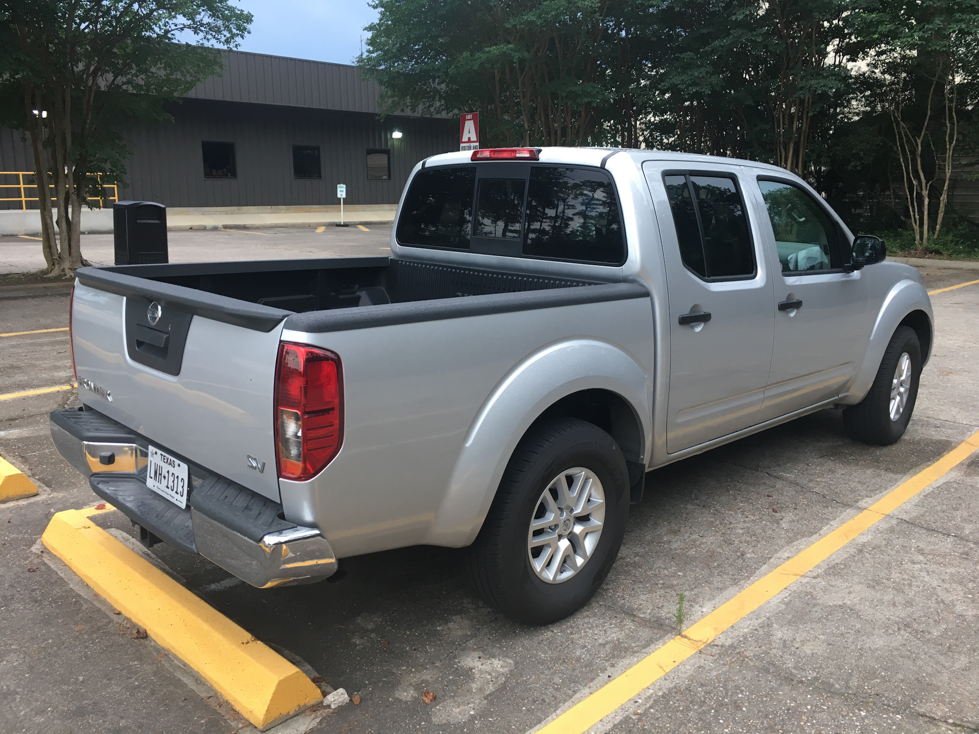 Suzuki Nissan Frontier