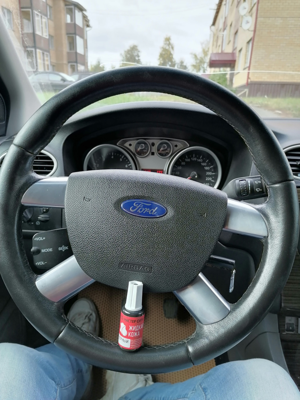 Руль почти как новенький — Ford Focus Hatchback II, 1,6 л, 2009 года ...