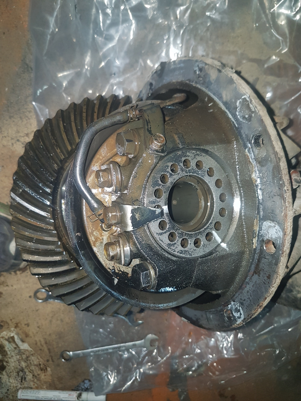 задний дифференциал паджеро 2. задний дифференциал паджеро 2.